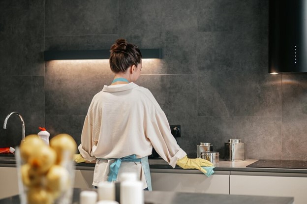 women in kitchen